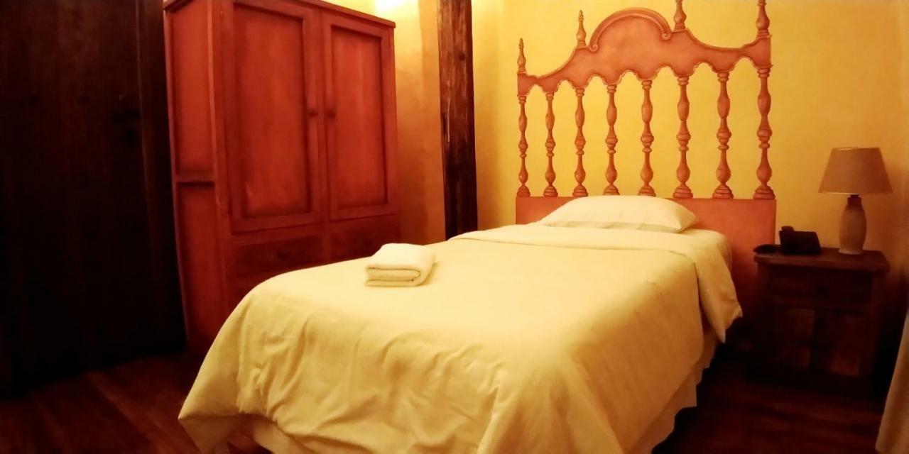 Hotel Casa Del Aguila Cuenca Ngoại thất bức ảnh